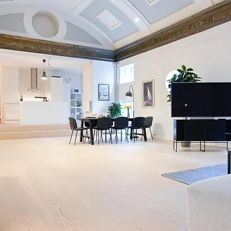 Apartment Spacious 2-bedroom In The Trendy Area Of Vesterbro Copenhagen