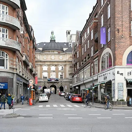 Spacious 2-bedroom In The Trendy Area Of Vesterbro Apartment Copenhagen